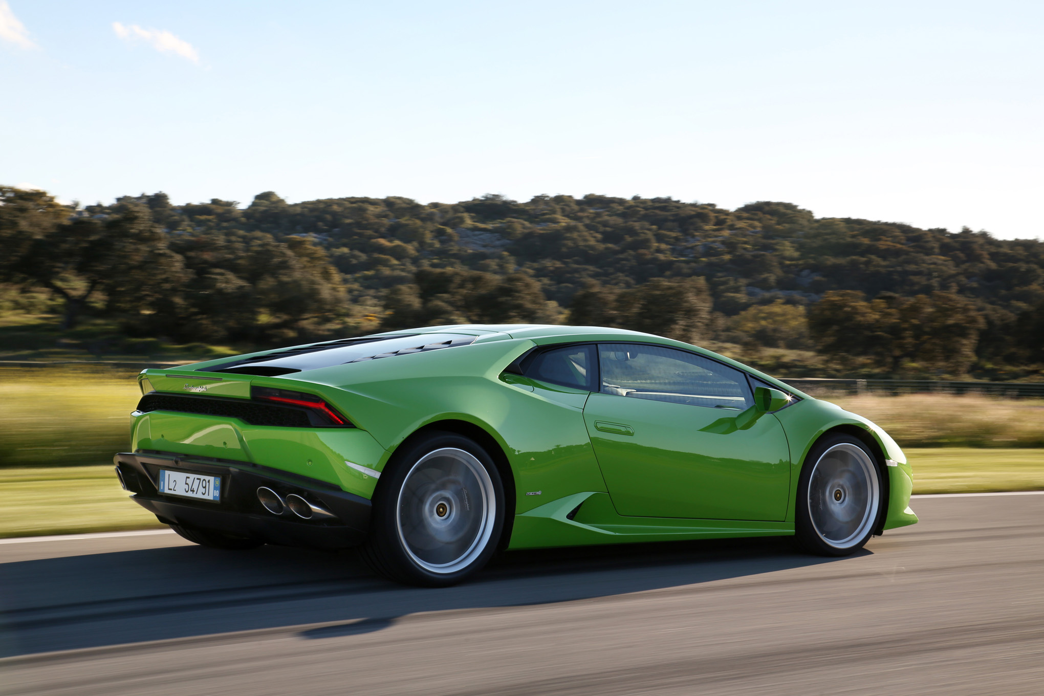 2015-lamborghini-huracan-lp-610-4-green-
