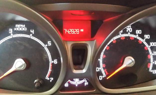 2011 Ford Fiesta odometer