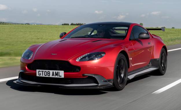 2017-Aston-Martin-Vantage-GT8-PLACEMENT