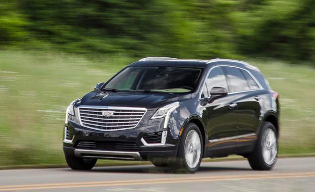 2017-Cadillac-XT5-8AT-AWD-3p6L-placement