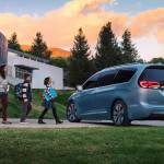 2017 Chrysler Pacifica plug-in hybrid