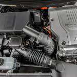 2017 Mitsubishi Outlander PHEV 2.0-liter inline-4 hybrid engine