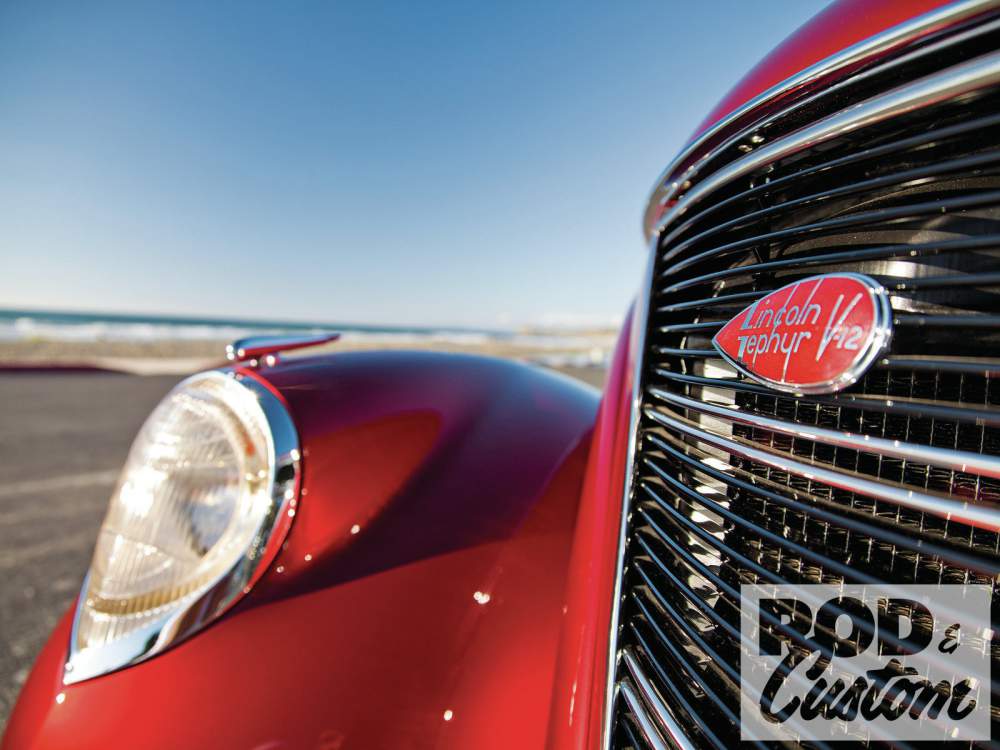 1204rc-02+1937-lincoln-candy-root-beer-auburn-custom+grille.jpg
