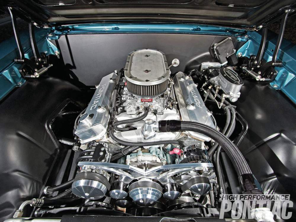 hppp-1205-04-o-+1967-pontiac-gto+engine.jpg