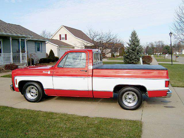 0810clt_01_z%201978_chevy_silverado%20side_view.jpg