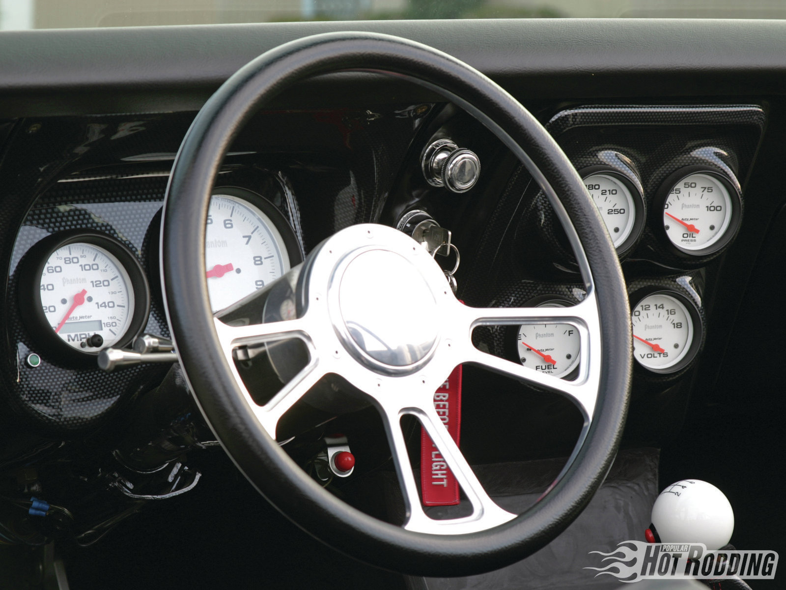 1208phr-02+1967-chevy-camaro-convertible+steering-wheel.jpg