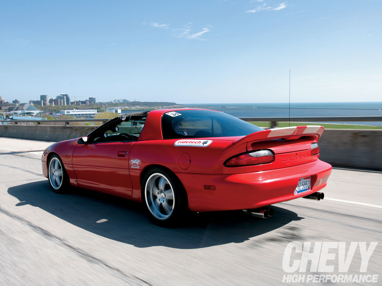 1011chp_10_o+road_america_event+1995_chevy_camaro.jpg