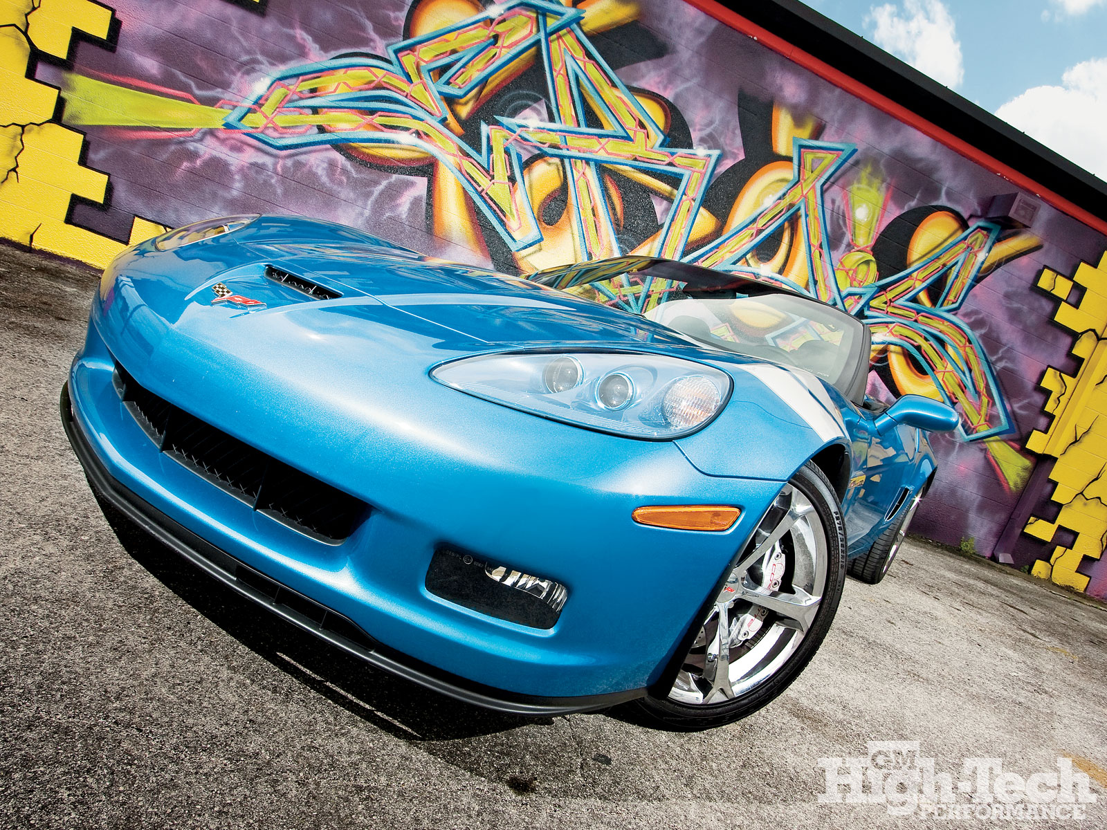 1007gmhtp_01_o+2010_chevrolet_corvette_grand_sport_convertible+front.jpg