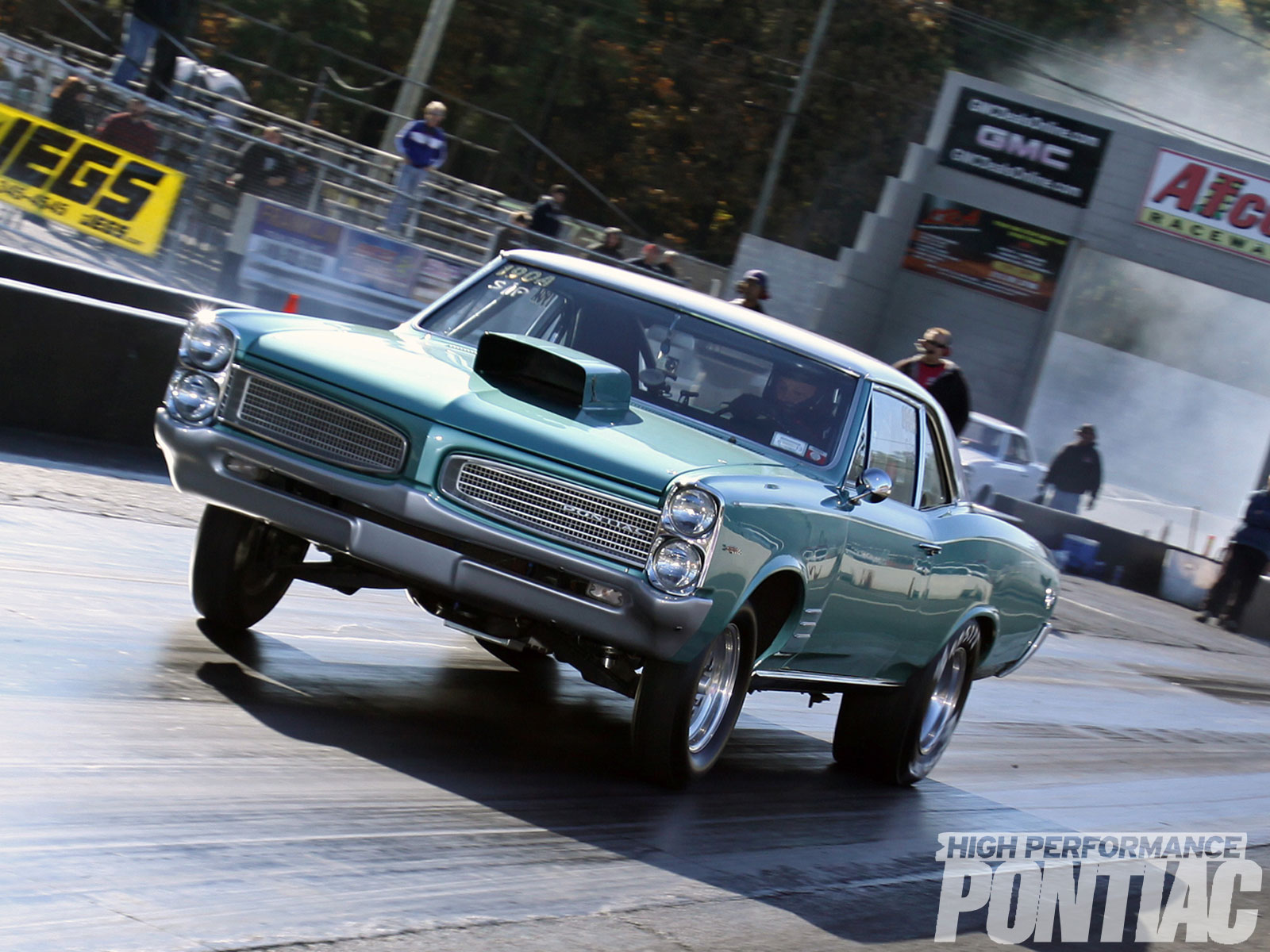 hppp-1204-02+2011-pontiac-fall-nationals+pontiac-launch.jpg
