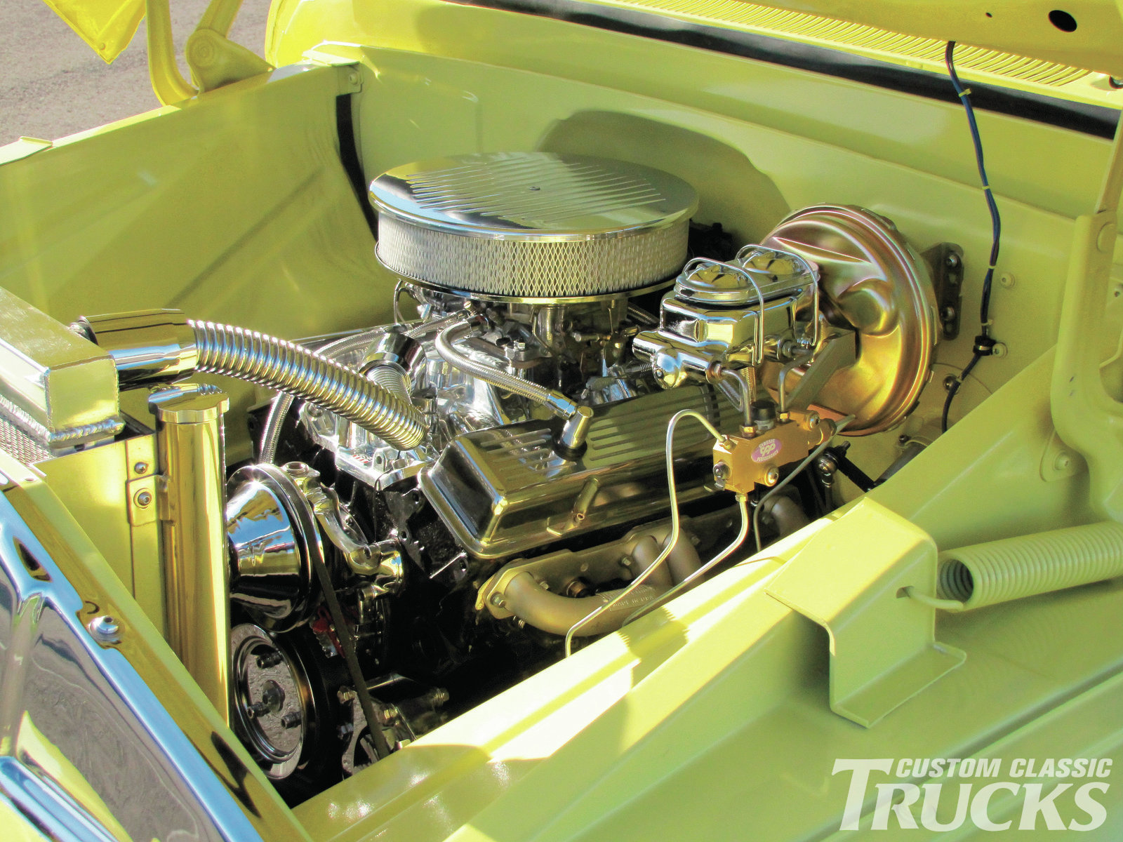 1209cct-02-o-+1963-chevrolet-c10+engine.jpg