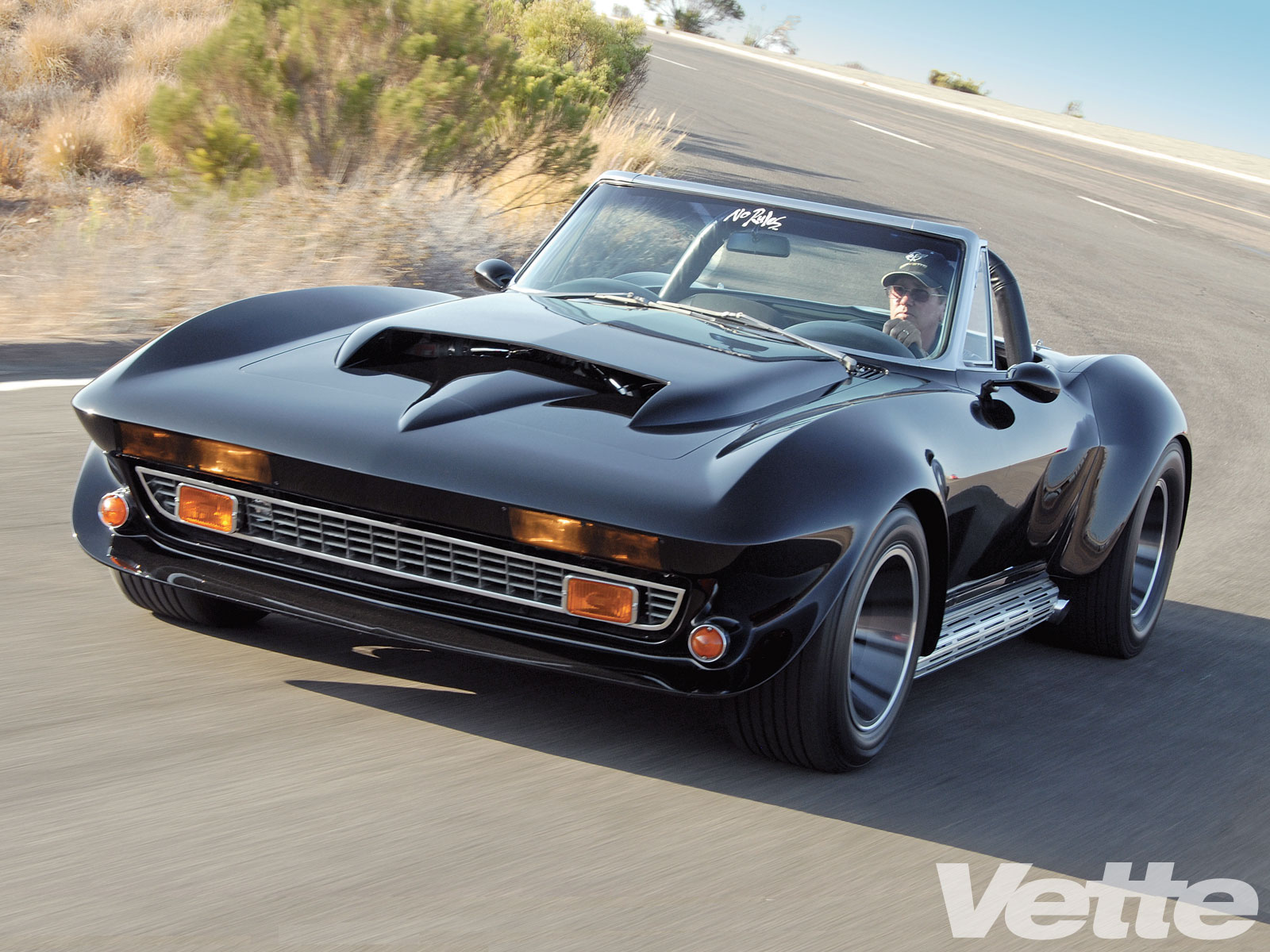 vemp_1007_01+1967_chevrolet_corvette+.jpg