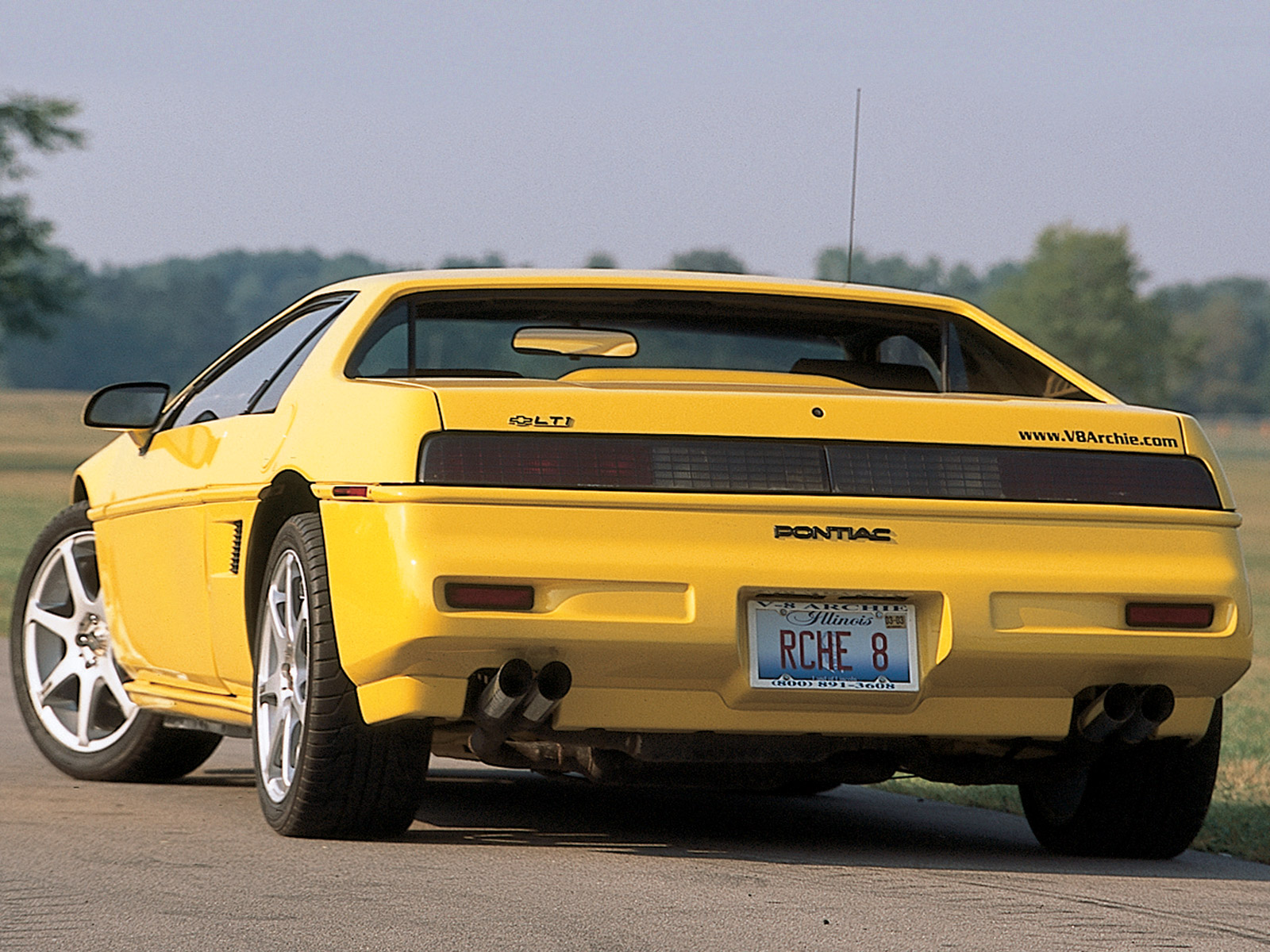 hppp_0311_04+1987_pontiac_fiero.jpg