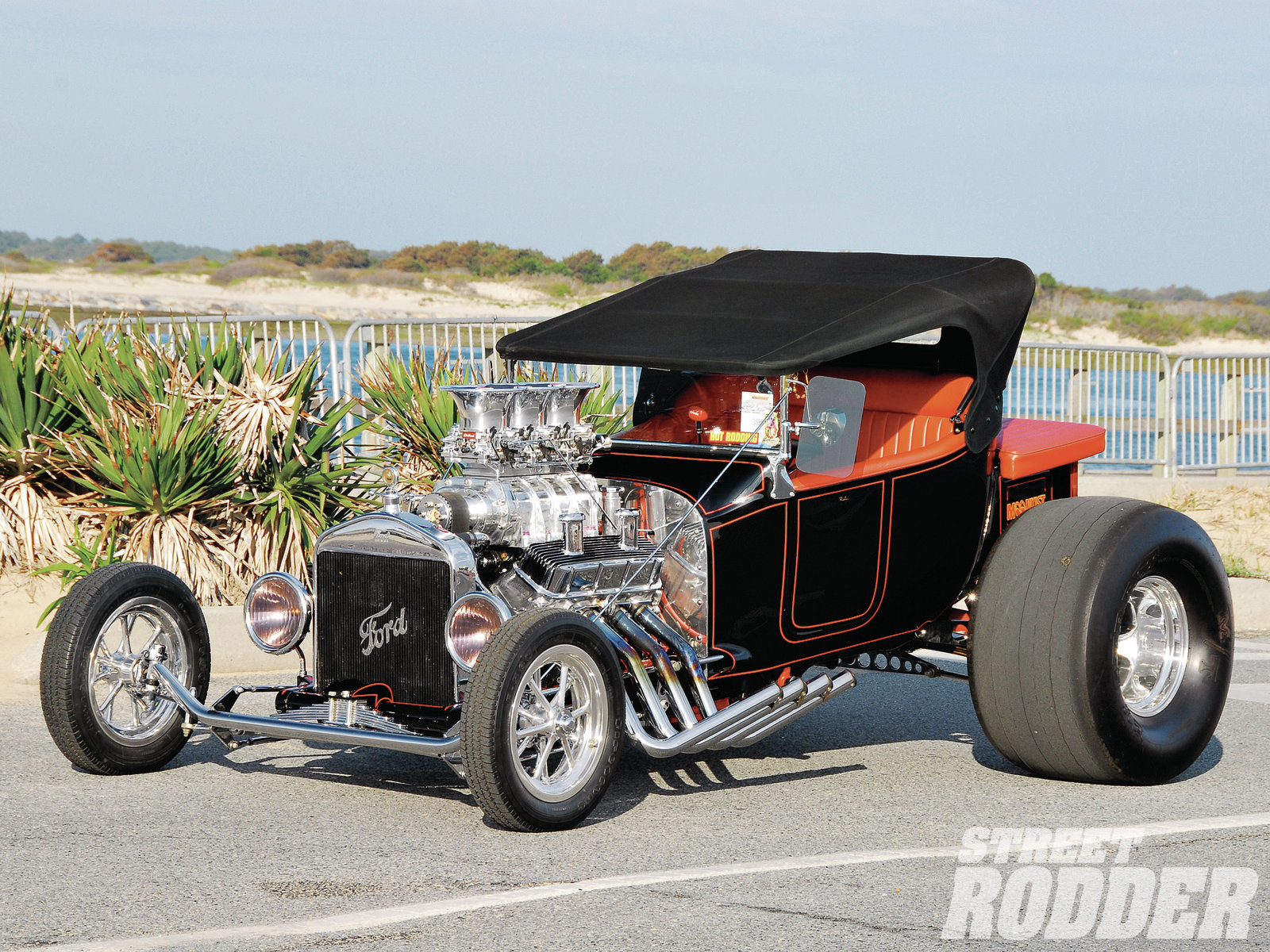 1209sr-01-z+september-2012-street-shaker+.jpg