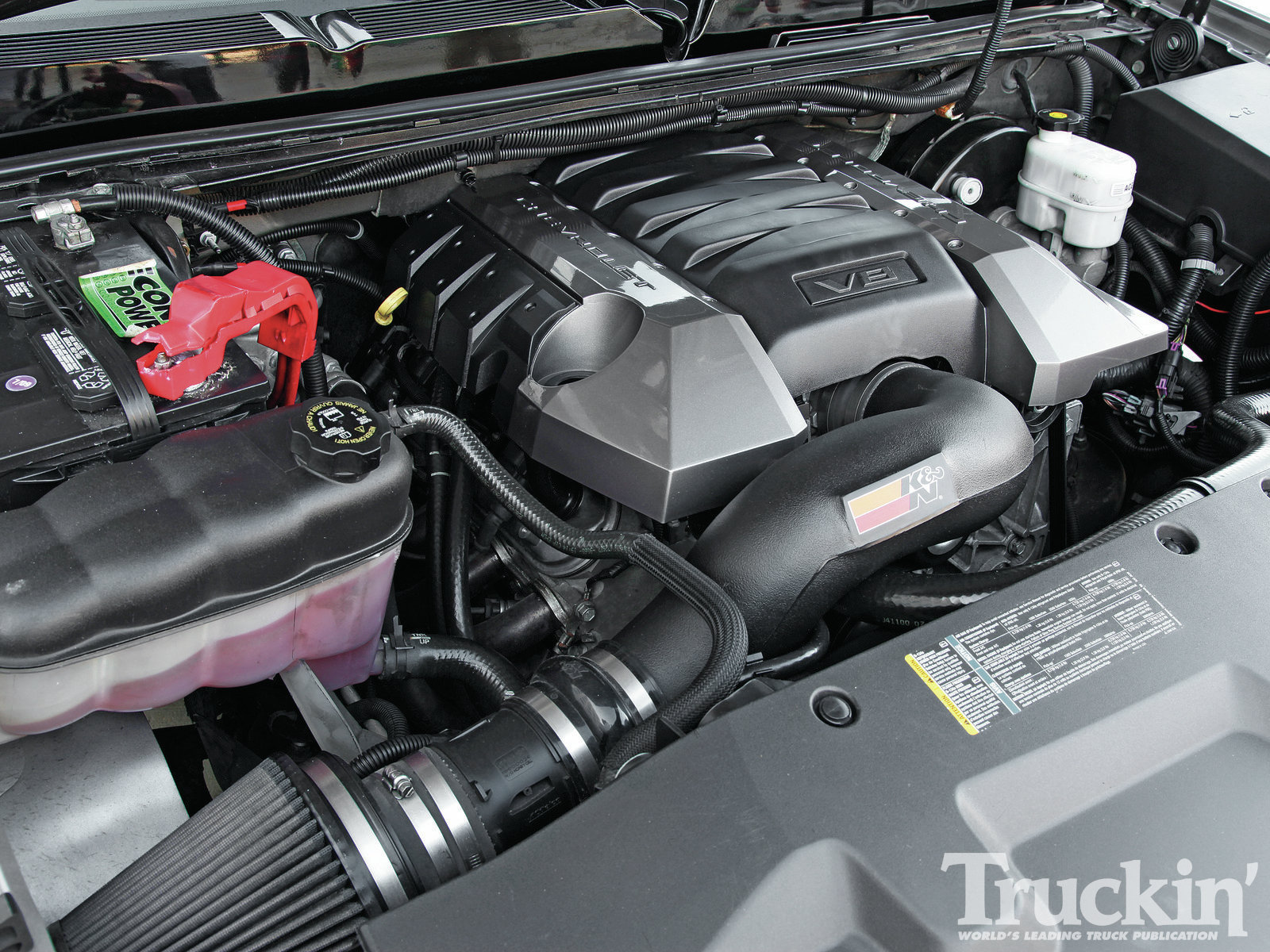 1112tr-09+chevy-silverado-1500-haulin-hd+engine-bay.jpg