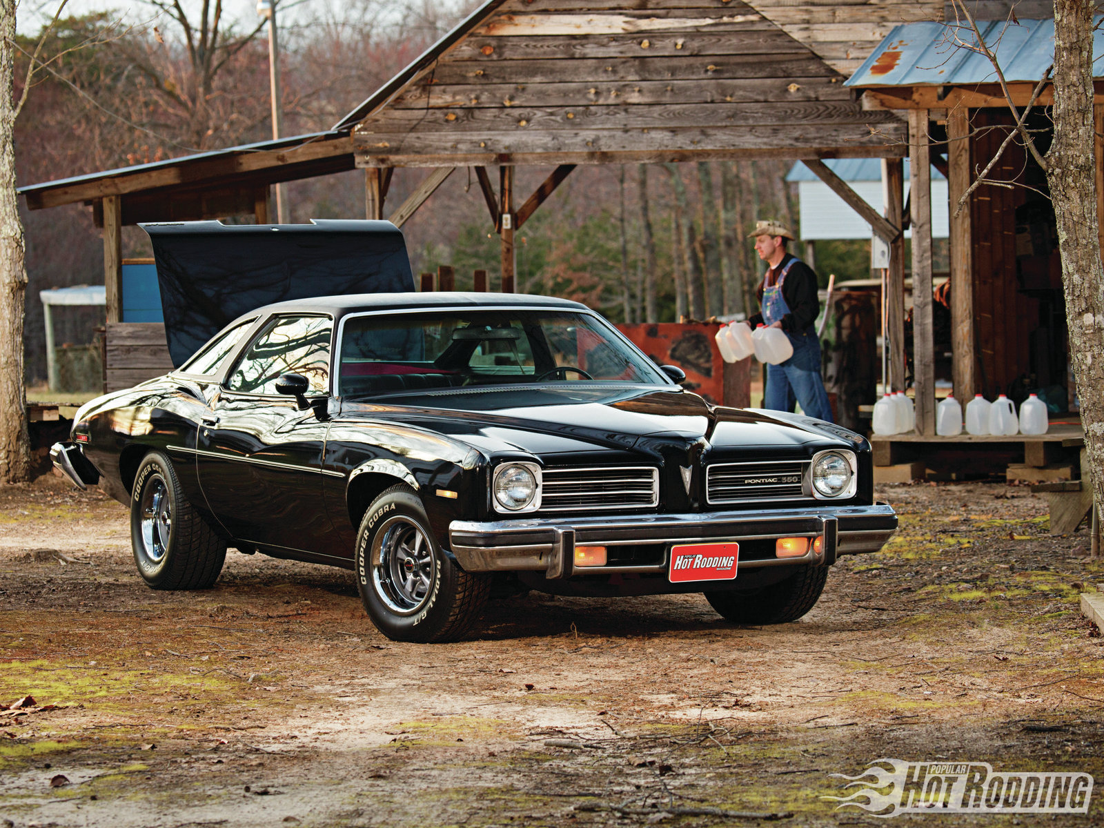 1207phr-00-z+1974-pontiac-lemans+tim-smith-moonshine.jpg