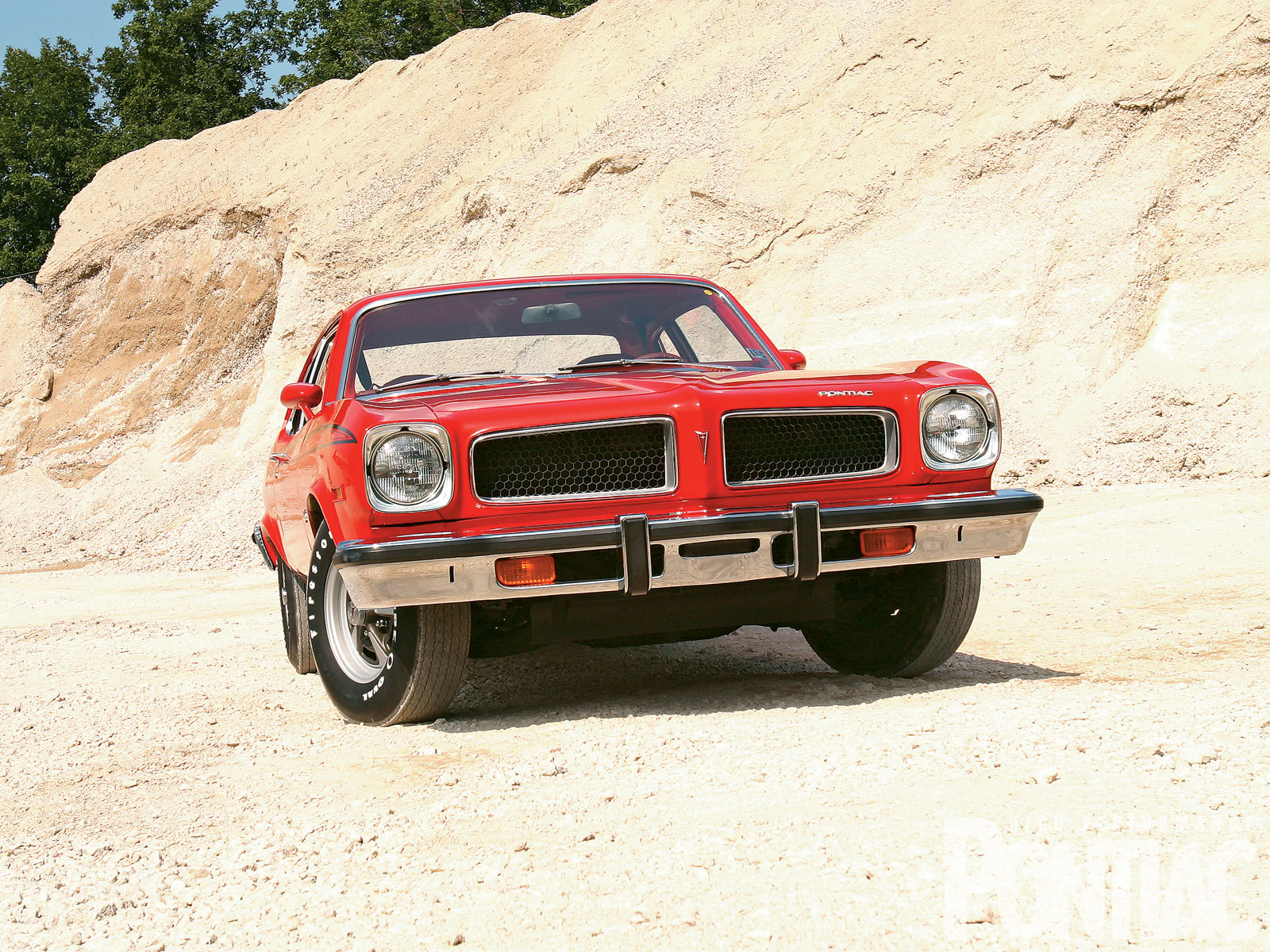 hppp_1103_06+1974_pontiac_ventura_sprint.jpg