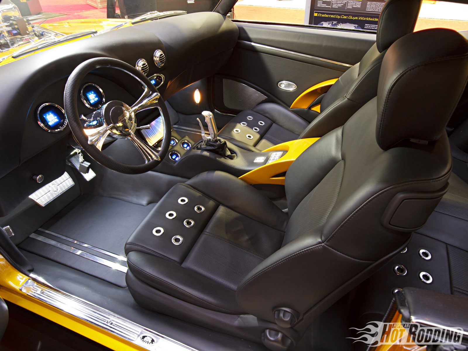 1211phr-10-o+20012-SEMA-web-exclusive-gallery+SEMA-car.jpg