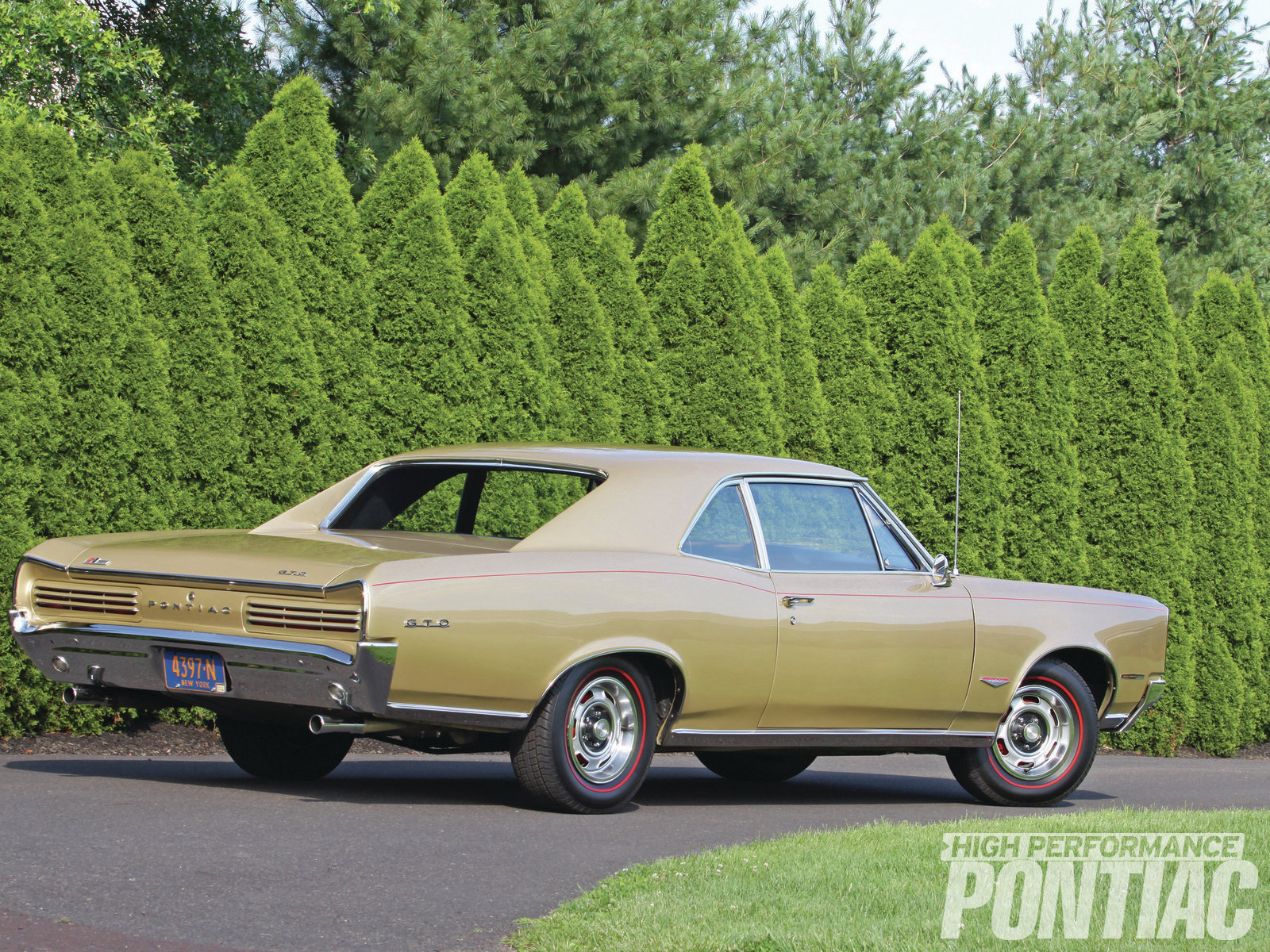 hppp-1304-06-o+1966-pontiac-GTO+rear-vie