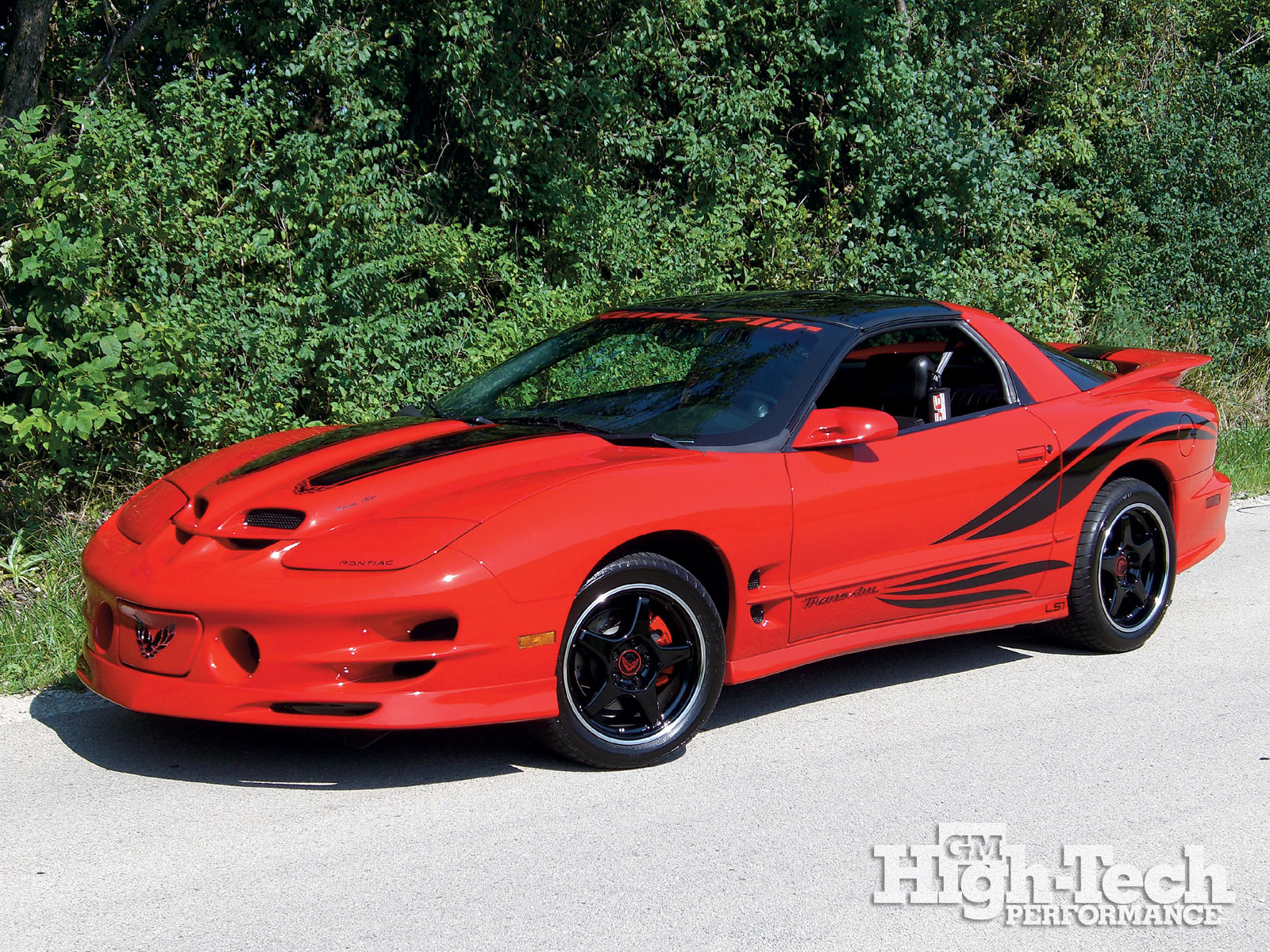 0805gmhtp_03_o%2B1999_pontiac_trans_am%2