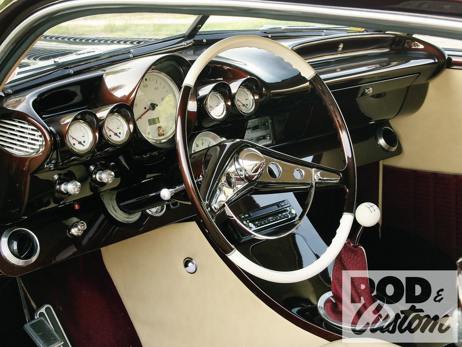 1208rc-02-z+1940-mercury-coupe+.jpg