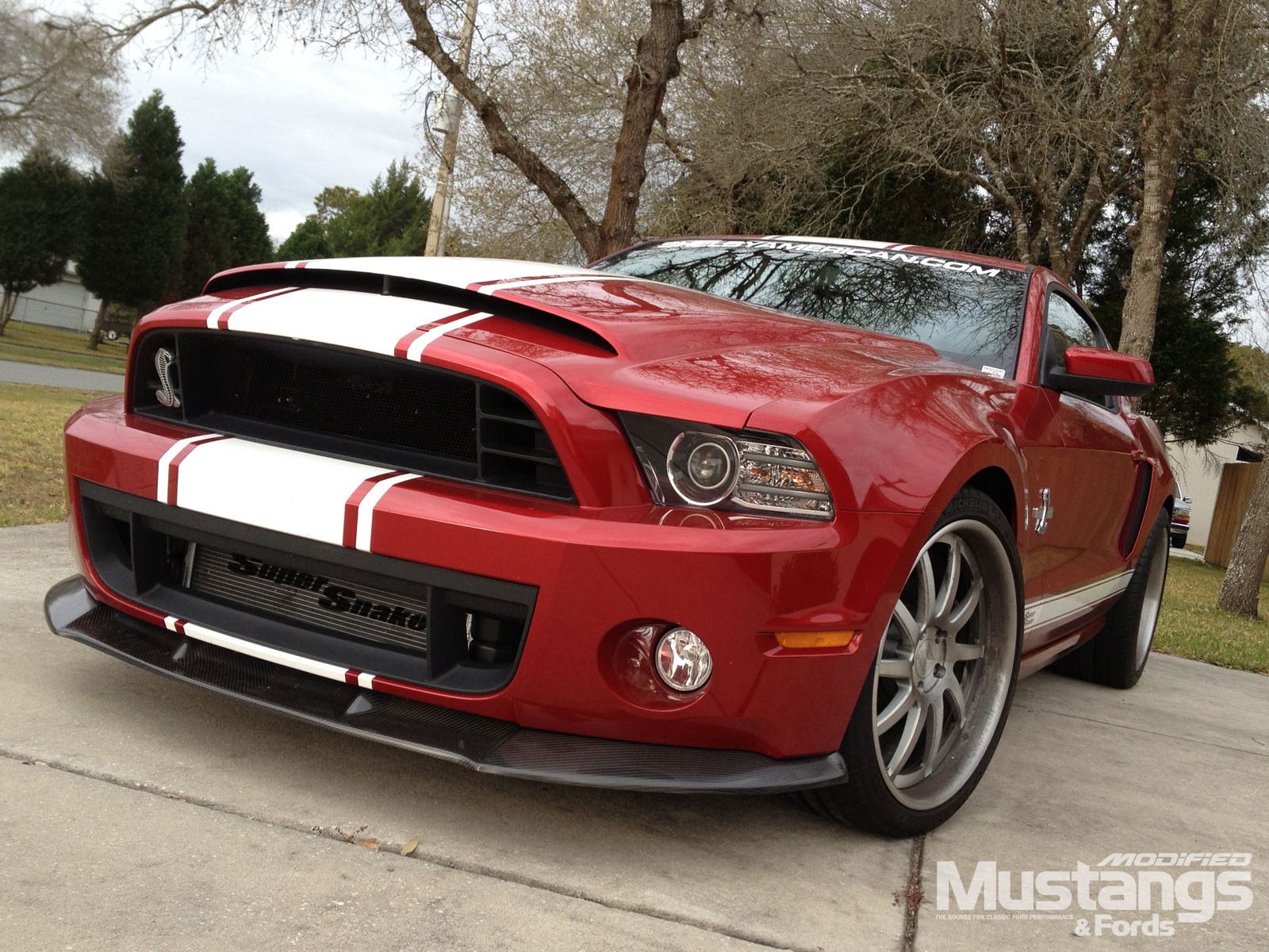 mdmp-1302-01+2013-ford-mustang-shelby-gt