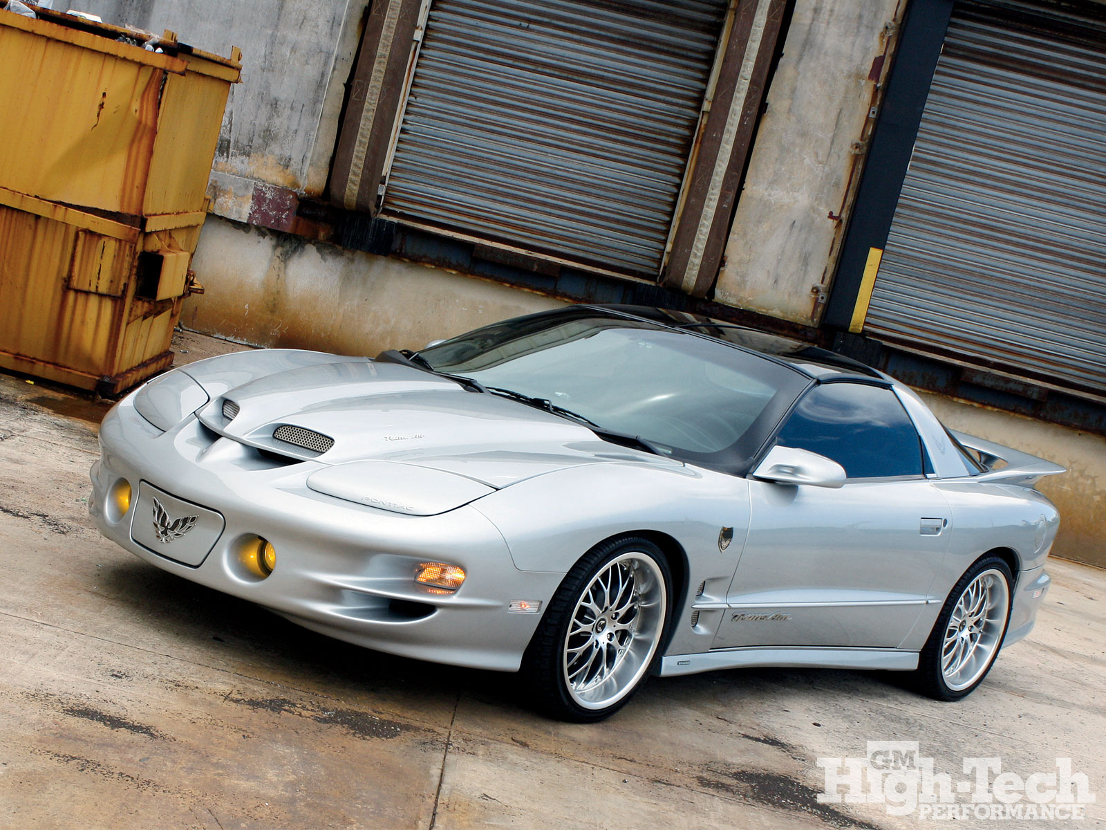 1002gmhtp_01_z+1999_pontiac_trans_am+aft