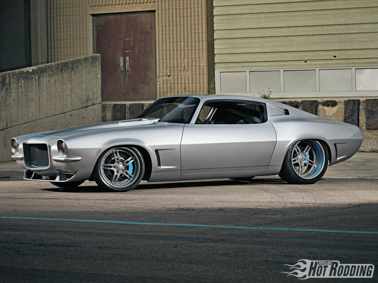 1303phr-08-o+1971-chevy-camaro+front-lef