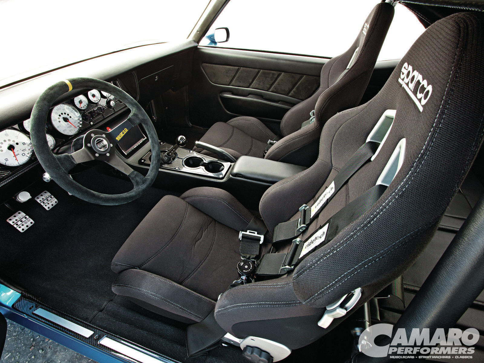 camp-1209-04+1969-chevy-camaro+interior.jpg