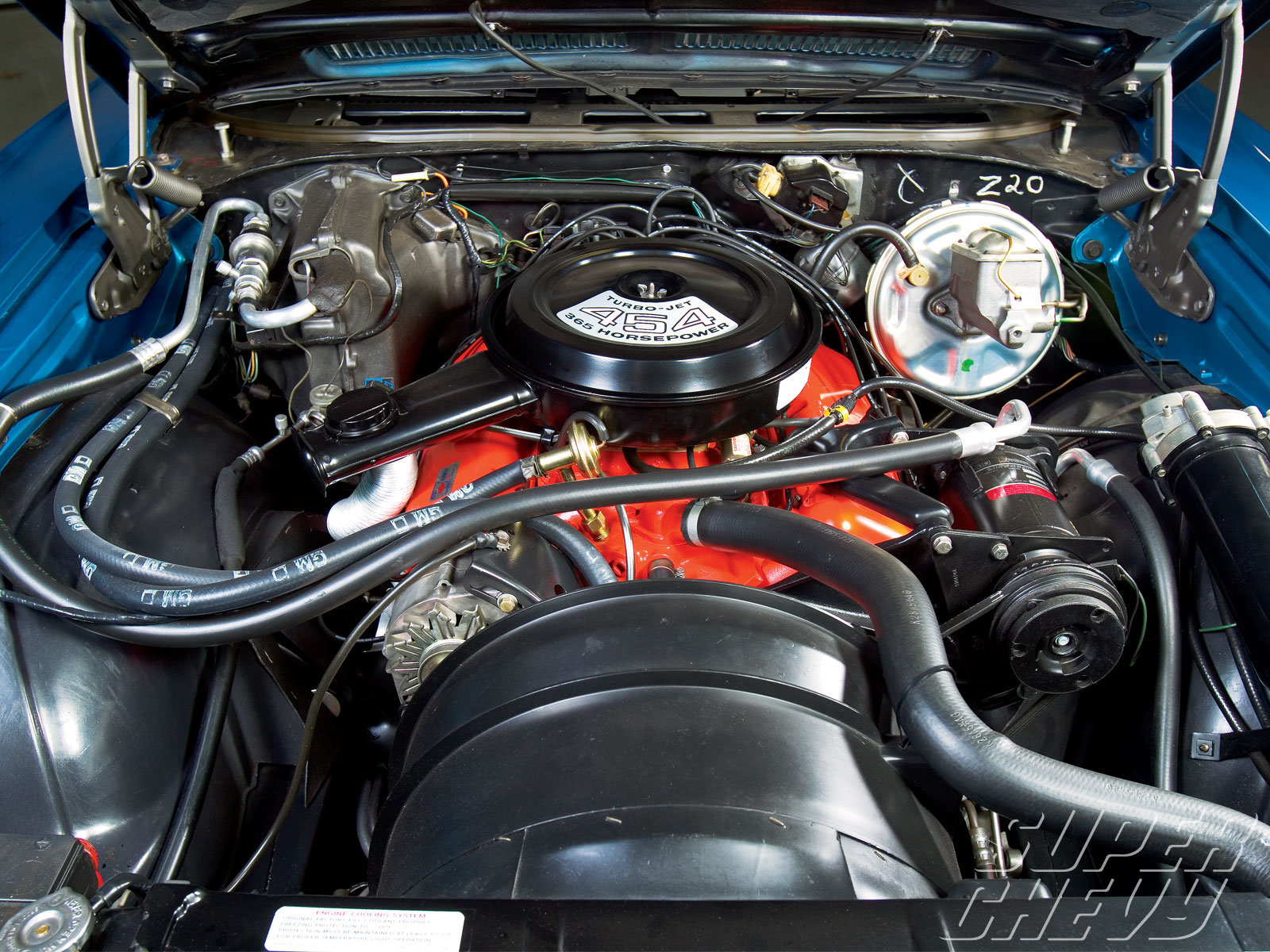 hrdp_1104_06_o+ken_lingenfelters_1971_chevy_monte_carlo_SS454+454_engine.jpg