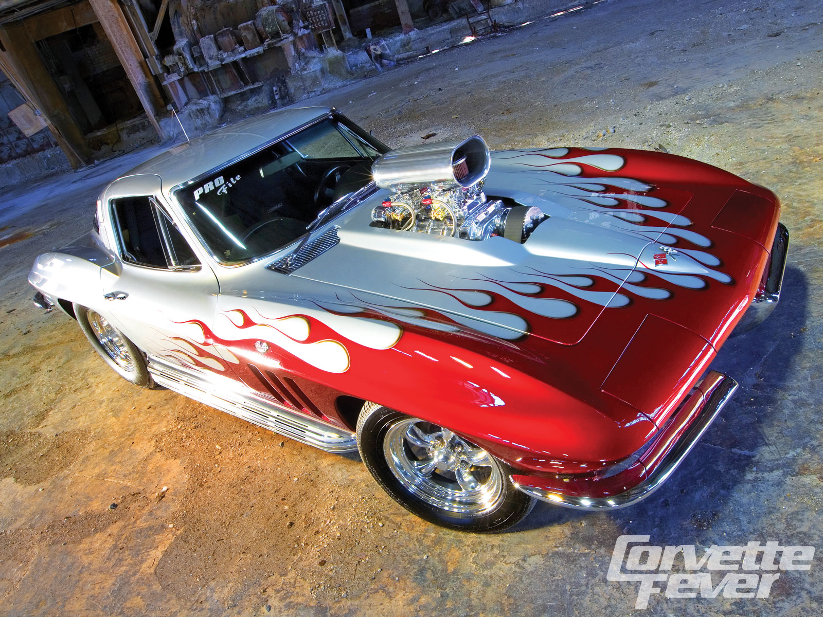 corp_1008_03_o+1965_chevy_corvette+top_view.jpg
