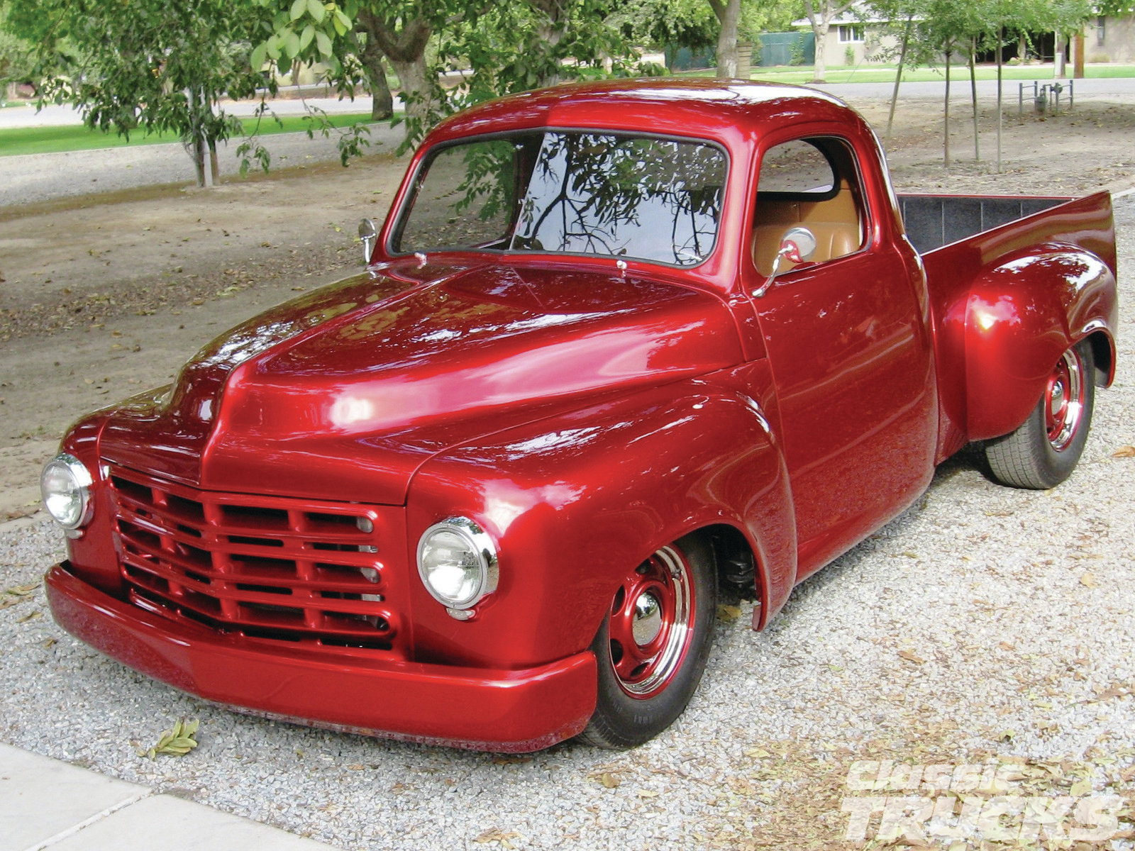 1212clt-01-o-+1950-studebaker-r2+front.jpg
