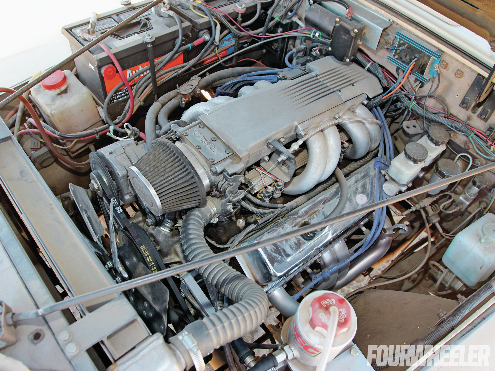 129_1301_06+desert_patina+chevy_v8.jpg