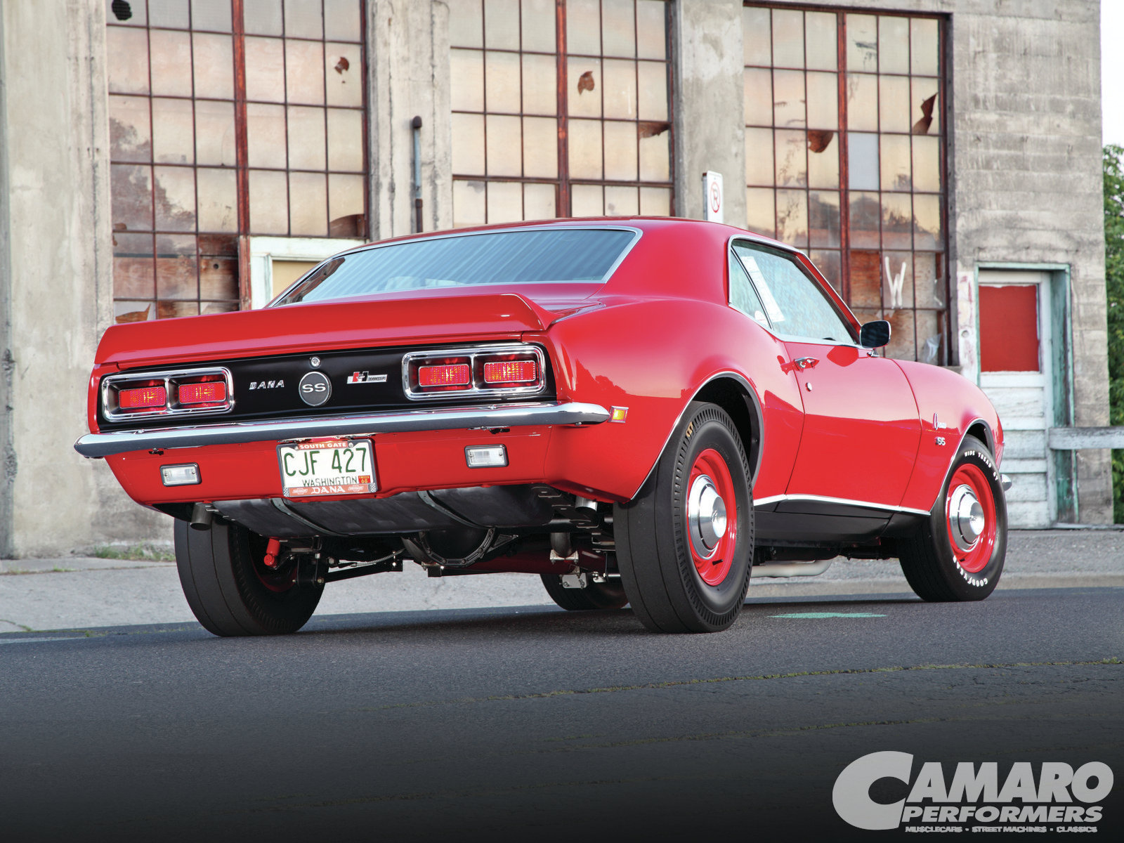 camp-1304-08-o+1968-chevy-camaro+rear-ri
