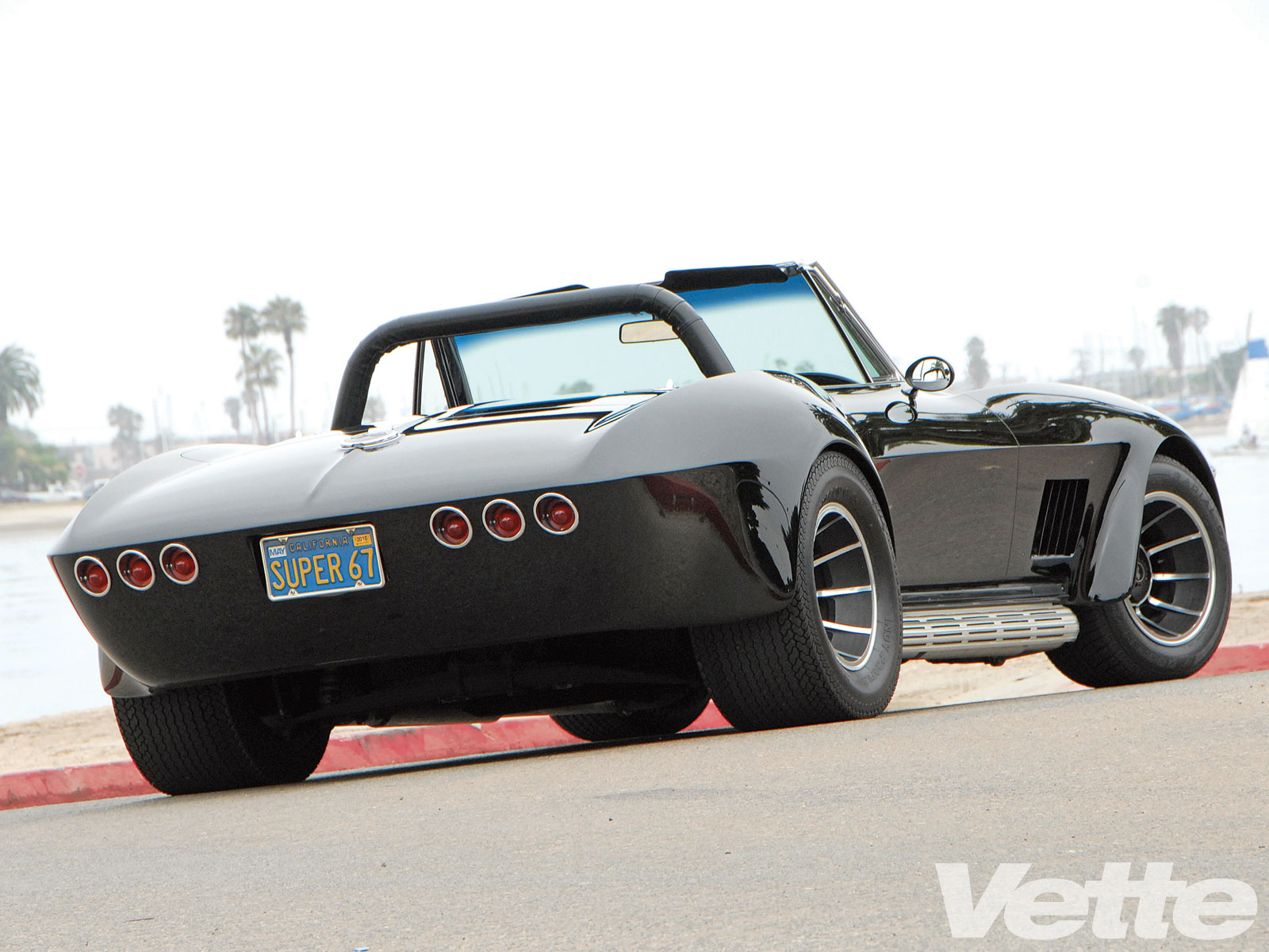 vemp_1007_03+1967_chevrolet_corvette+.jpg