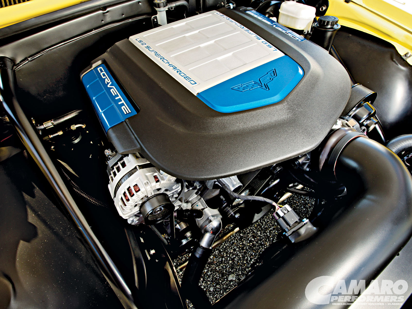 camp_0910_11+pro_touring_1969_camaro+ls9_corvette_engine.jpg