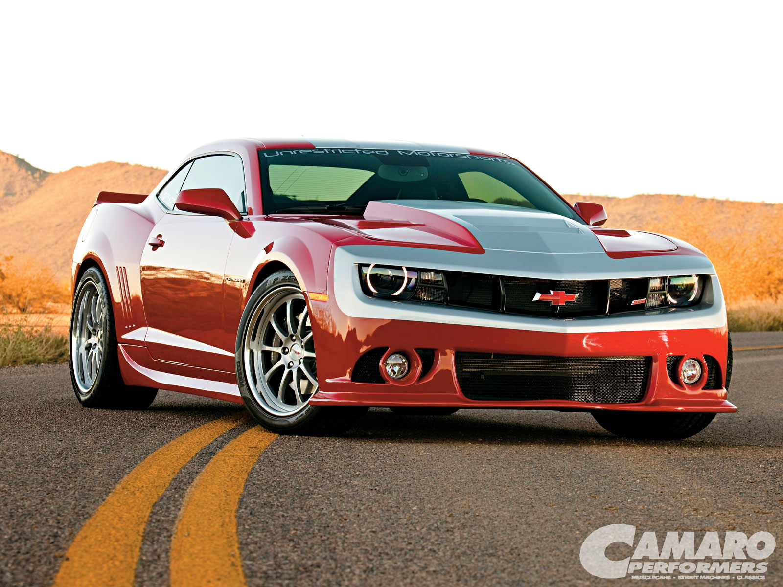camp_1102_01_o+top_10_camaros_of_the_year+fifth_gen_camaro.jpg