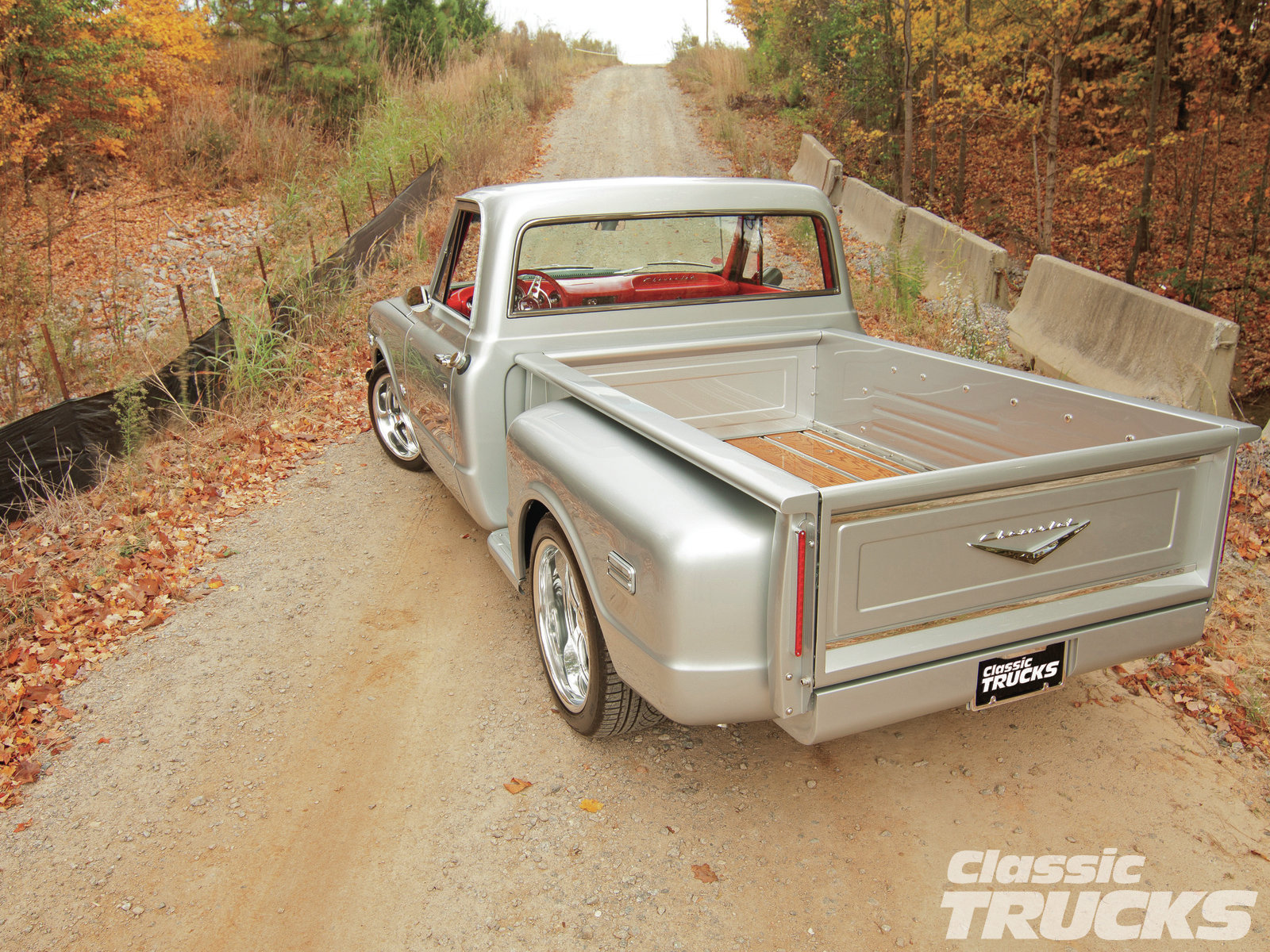 1304clt-03-o%2B1968-chevrolet-c10%2Btri-