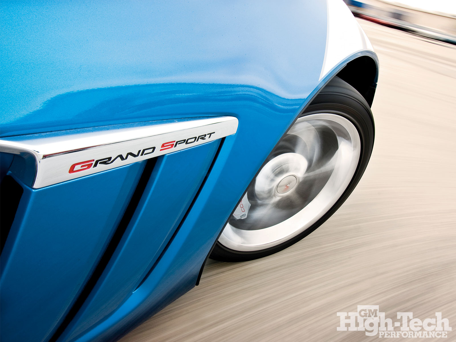 1007gmhtp_04_o+2010_chevrolet_corvette_grand_sport_convertible+wheel.jpg