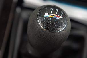 60cadillaccts-vcoupe2011review-opt.jpg