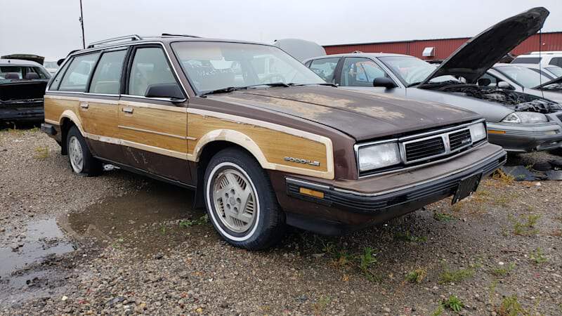999-1988-Pontiac-6000LE-Safari-in-North-Dakota-junkyard-photo-by-Murilee-Martin.jpg