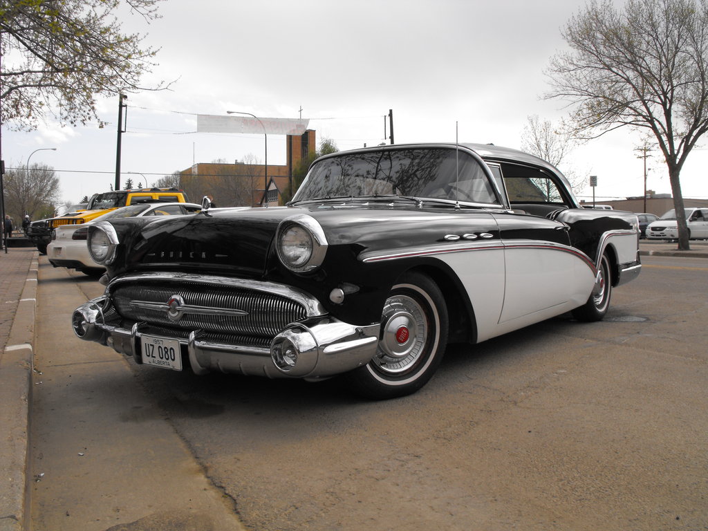 Black_and_White_Century_by_QuanticChaos1000.jpg