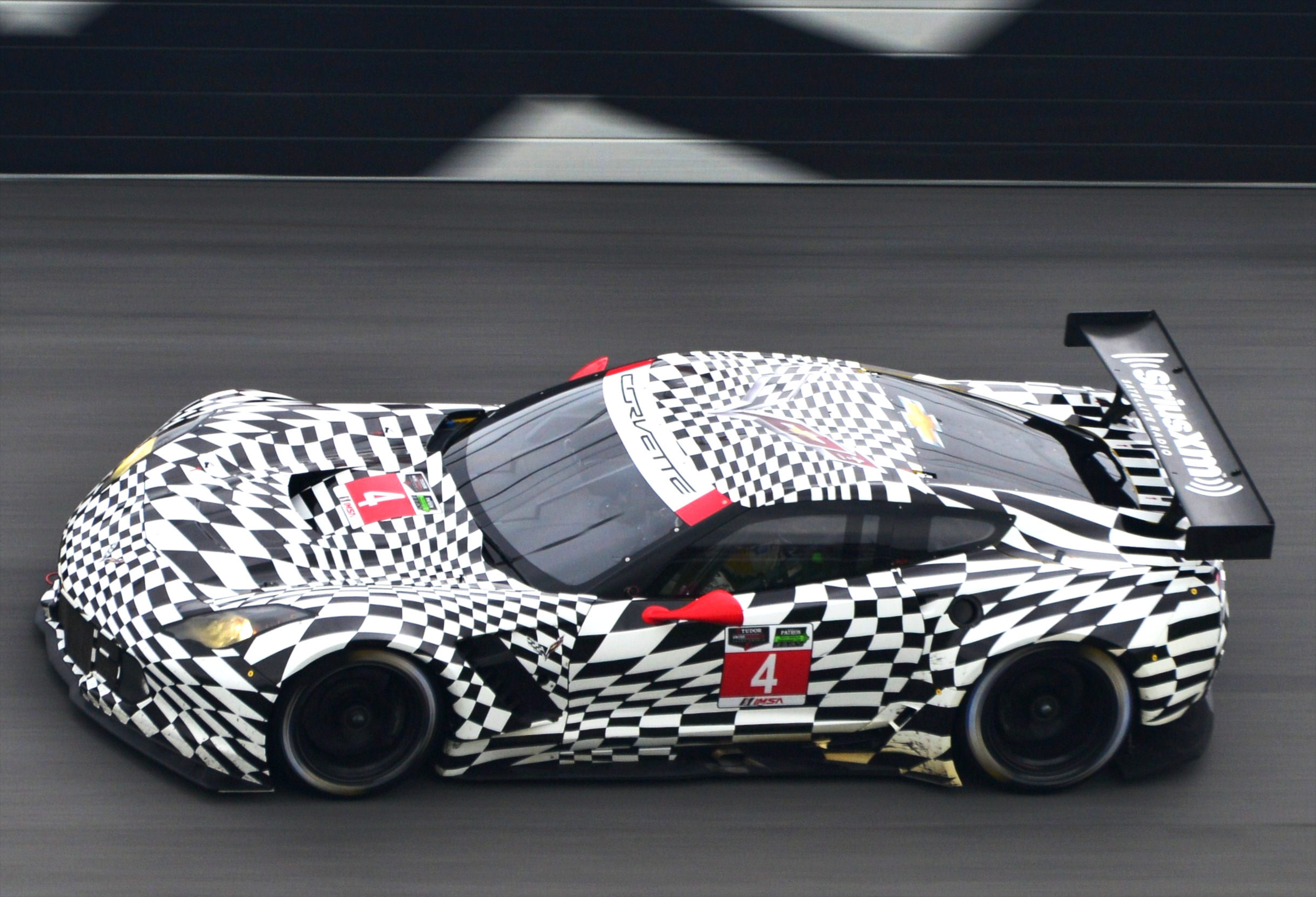 C7R-Corvette-2014-Daytona-07.jpg