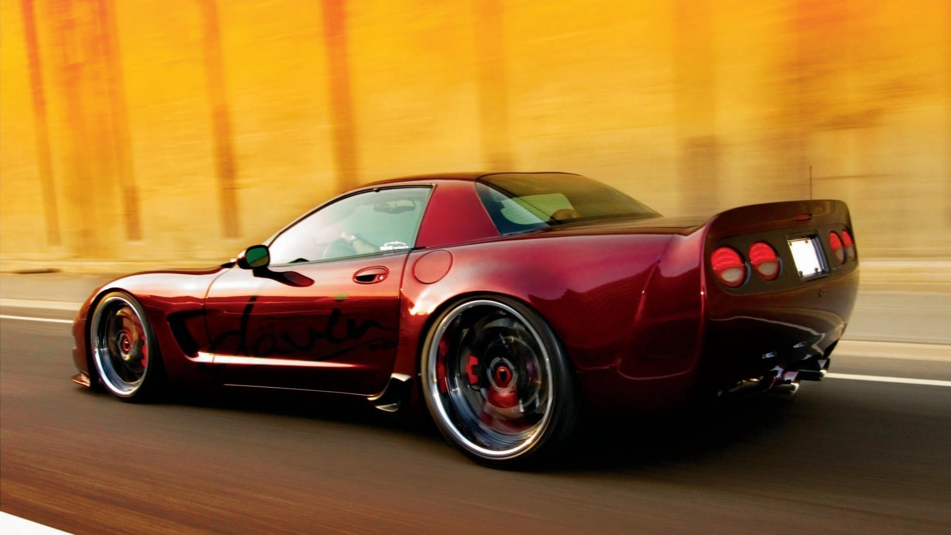 CandyAppleRedTigerSharkVette.jpg
