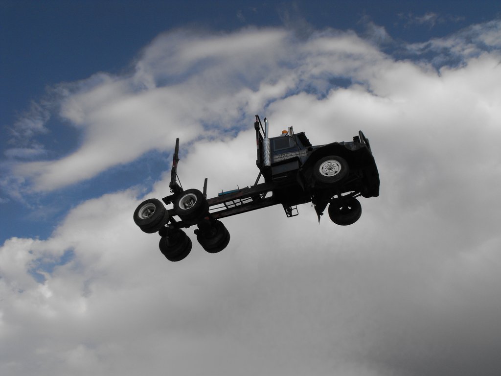 Coming_in_for_landing_by_QuanticChaos1000.jpg