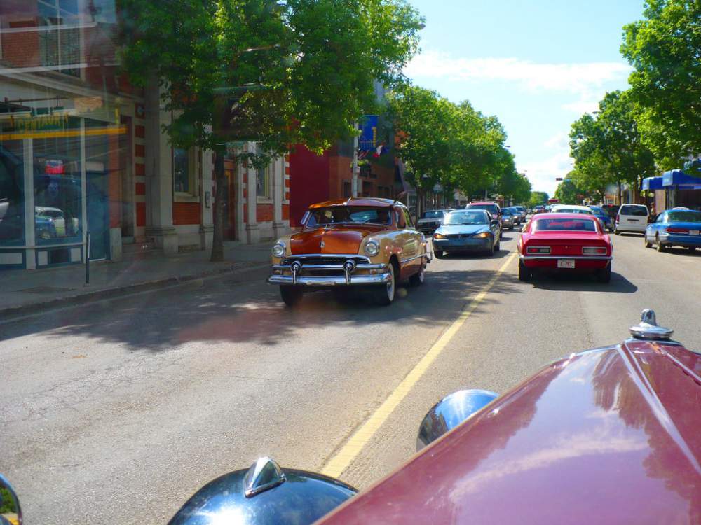 Cruising_1_by_QuanticChaos1000.jpg
