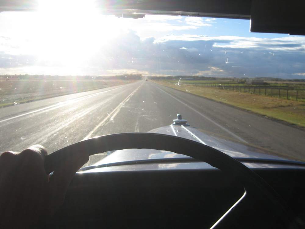 Driving_the_1931_Pontiac_by_QuanticChaos1000.jpg