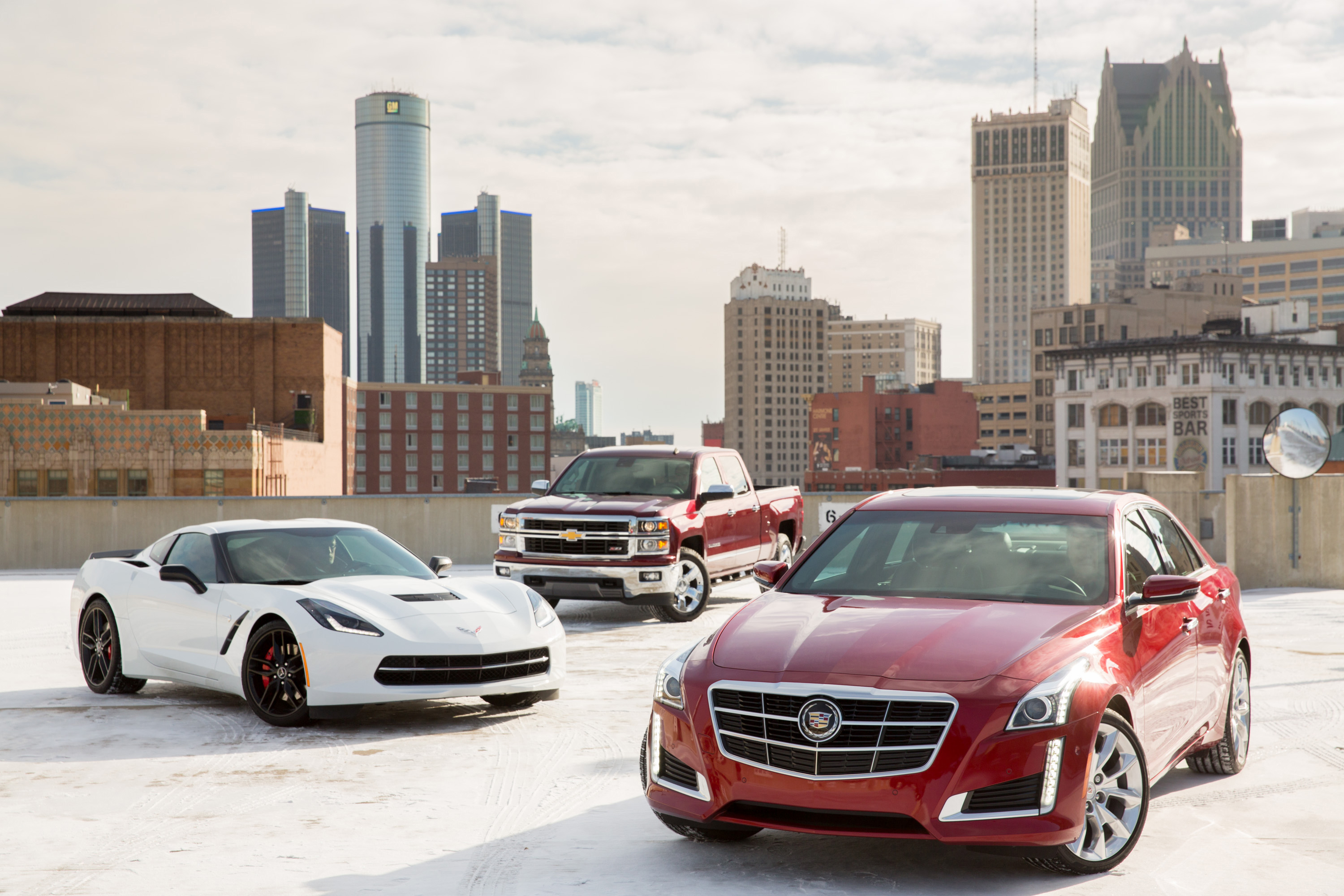 GM-2014NACTOY-Corvette-CTS-Silverado.jpg