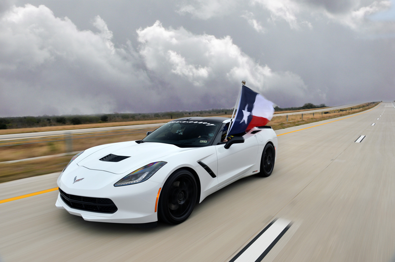 Hennessey-Corvette-C7-Toll-Road01.jpg