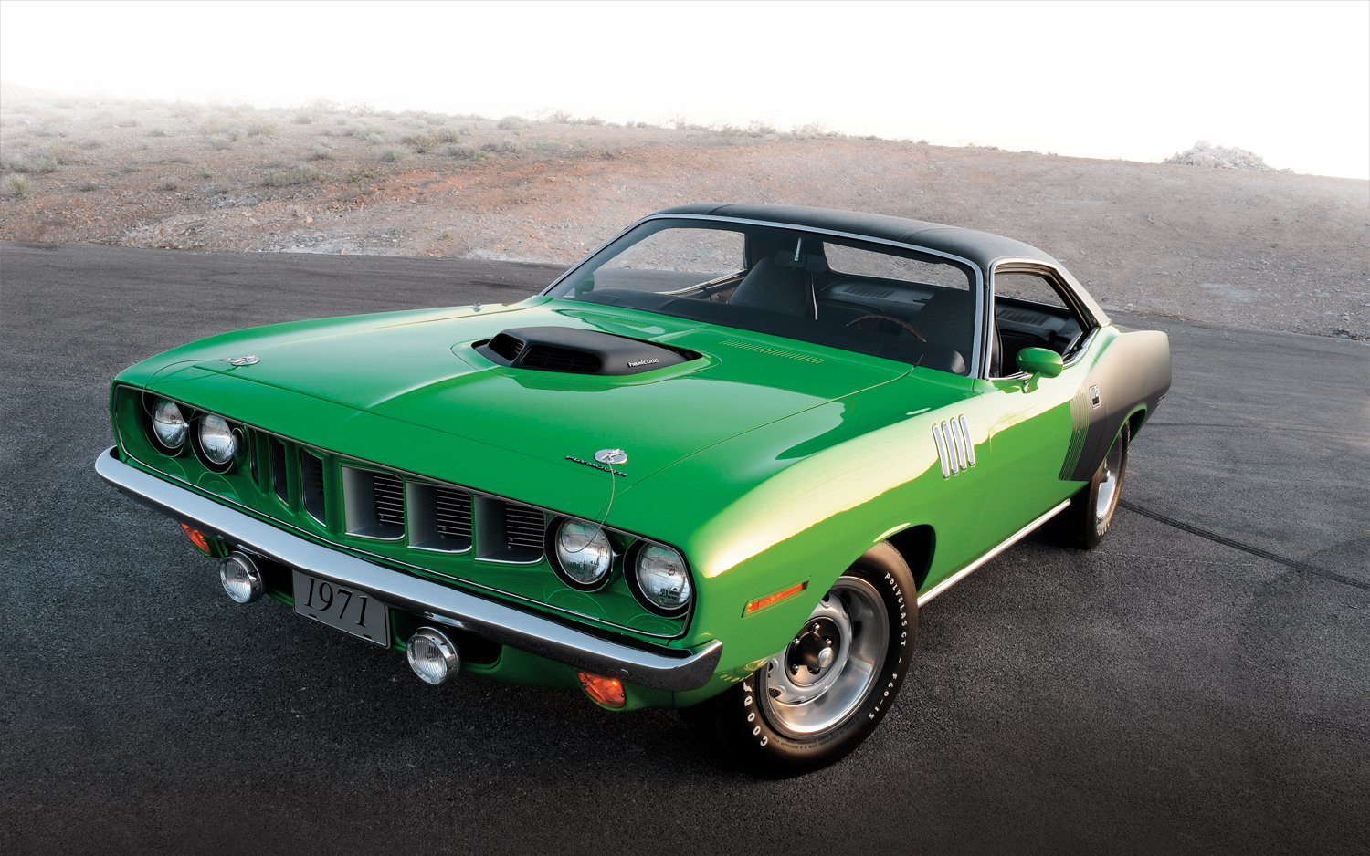 Plymouth-Barracuda-front-three-quarters.