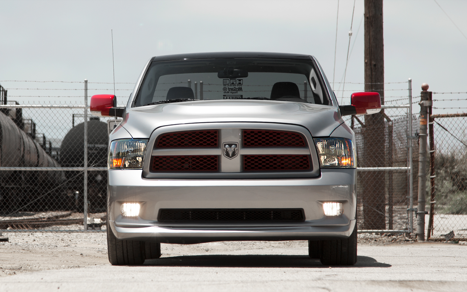 Ram-392-Quick-Silver-Concept-front-profile.jpg